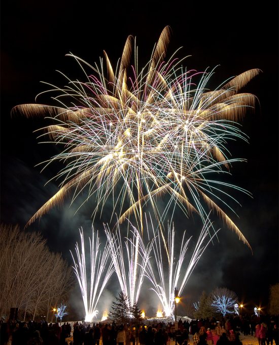 Royal Pyrotechnie - Concepteurs et distributeurs de feux d'artifice